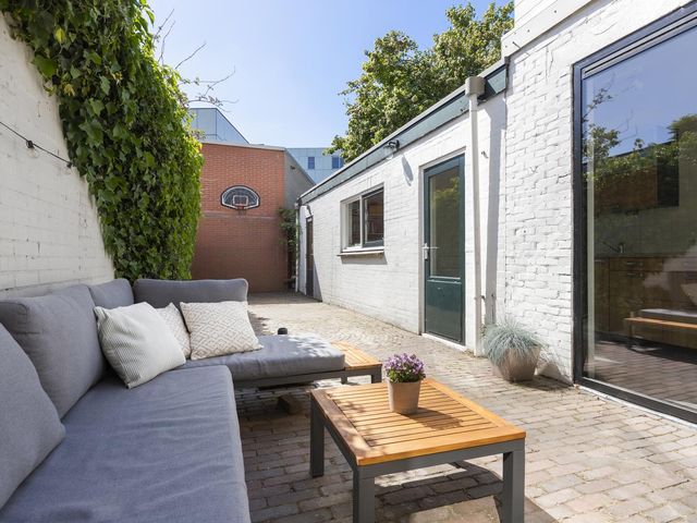 Adelheidstraat 16, Groningen