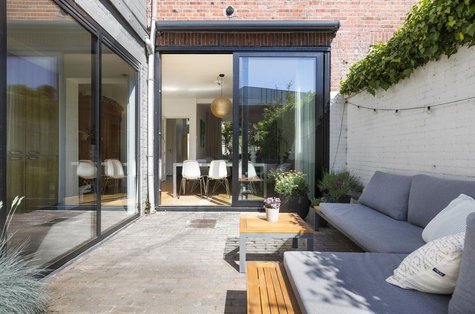 Adelheidstraat 16