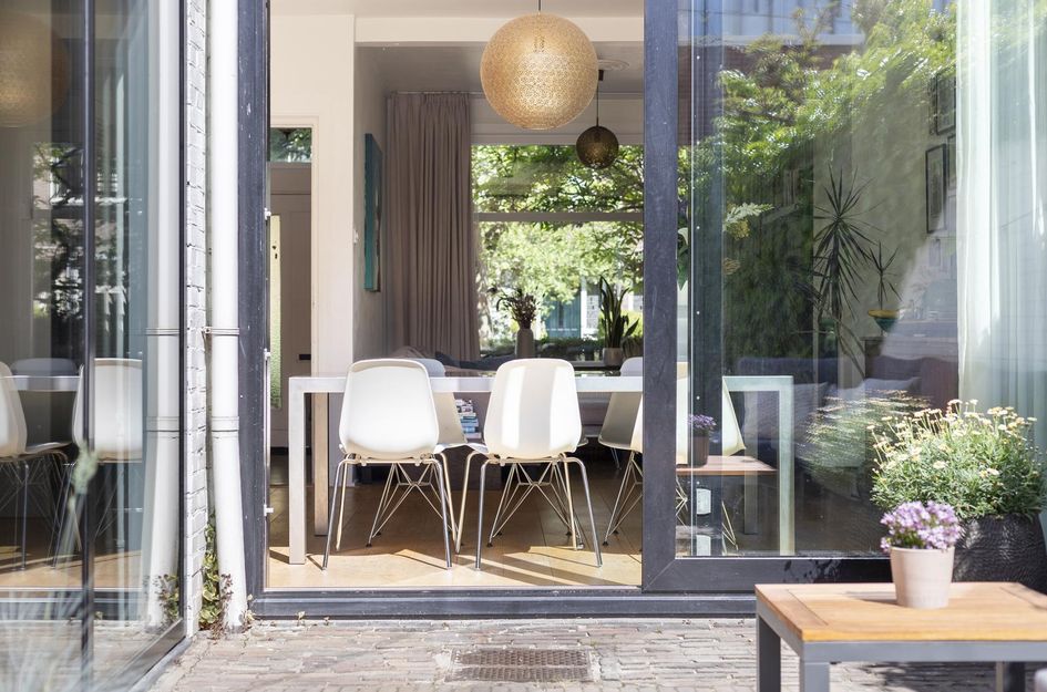 Adelheidstraat 16