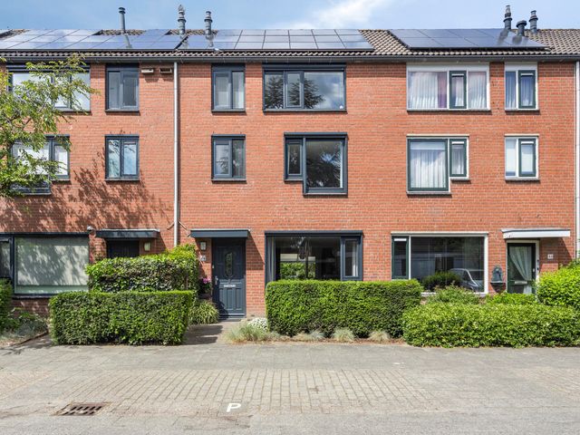 Jura 44, Utrecht