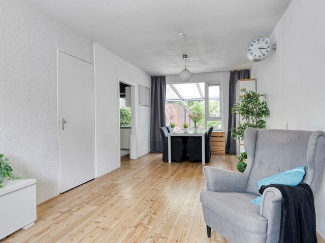 Jura 44, Utrecht