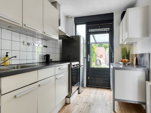 Jura 44, Utrecht