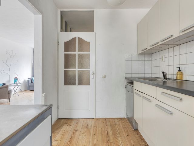 Jura 44, Utrecht