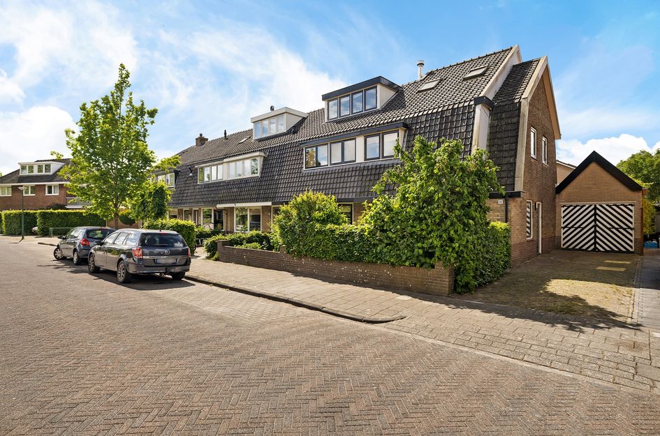 Oranjeweg 11