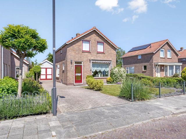 Rozenhoutstraat 8, Heerhugowaard