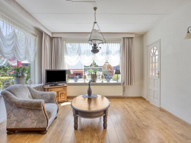 Rozenhoutstraat 8, Heerhugowaard