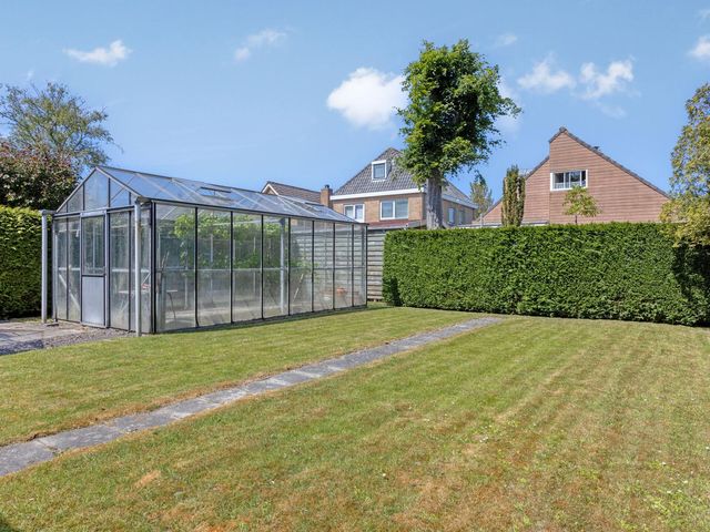 Rozenhoutstraat 8, Heerhugowaard