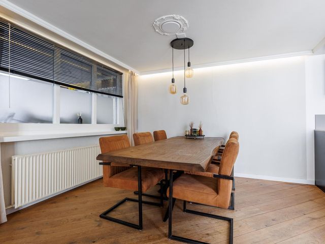 Kraaiekamp 12, Elst
