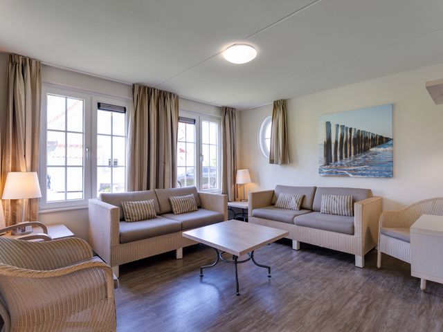 'T Lage Duyn 38, Cadzand