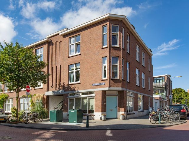 Rhododendronstraat 7, 'S-Gravenhage