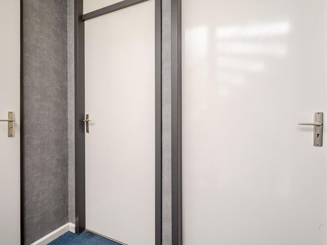 Jacques Brelweg 16, Almere