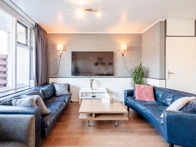 Jacques Brelweg 16, Almere