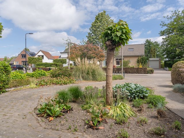 Oostweg 68, Krabbendijke