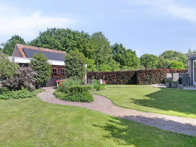 Merseloseweg 21, Overloon