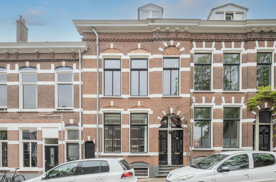 Verhuellstraat 9
