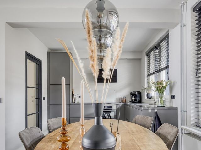 Monseigneur van Enckevoirtstraat 10, Sambeek