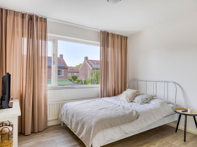 Monseigneur van Enckevoirtstraat 10, Sambeek