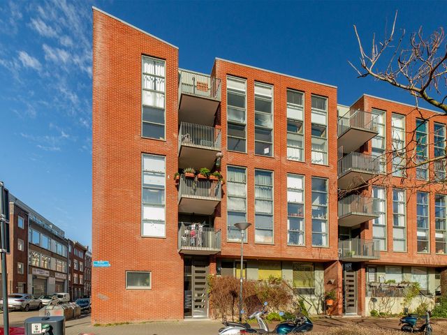 Zuster Hennekeplein 4, Rotterdam