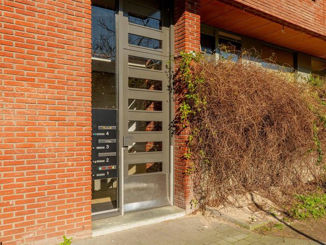 Zuster Hennekeplein 4, Rotterdam