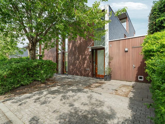 Diadeemstraat 102, Almere