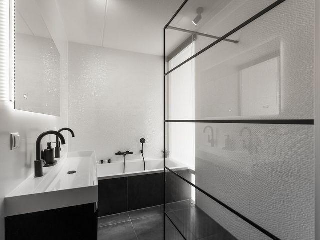 Diadeemstraat 102, Almere