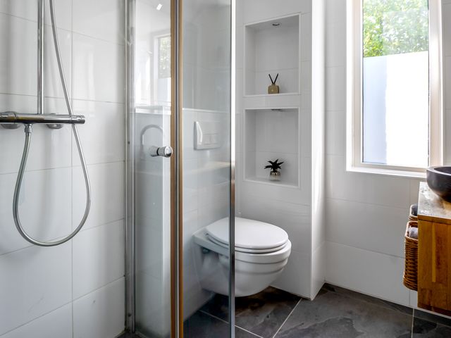 De Velden 12, Schiedam