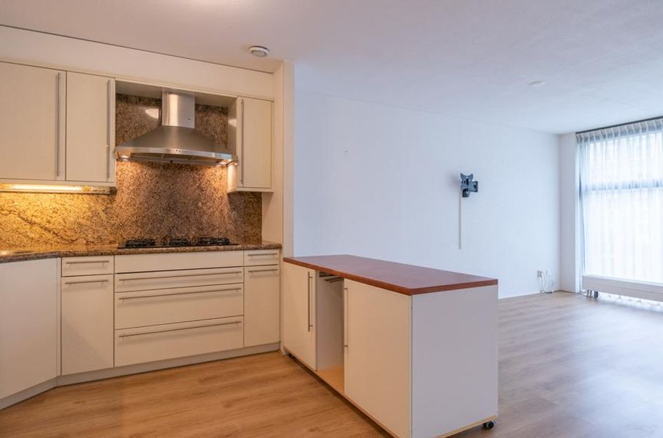 Lasserstraat 18