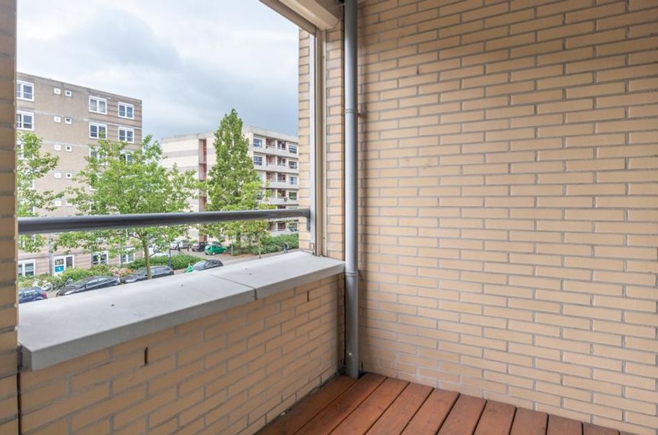 Lasserstraat 18