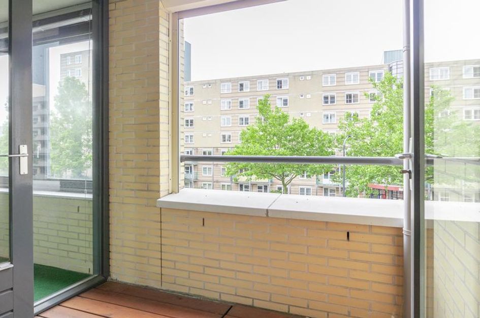 Lasserstraat 18