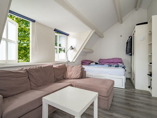 Uiterstegracht 182, Leiden