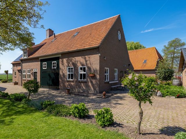 Oude Schoolstraat 8, Hedikhuizen