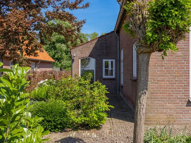 Oude Schoolstraat 8, Hedikhuizen