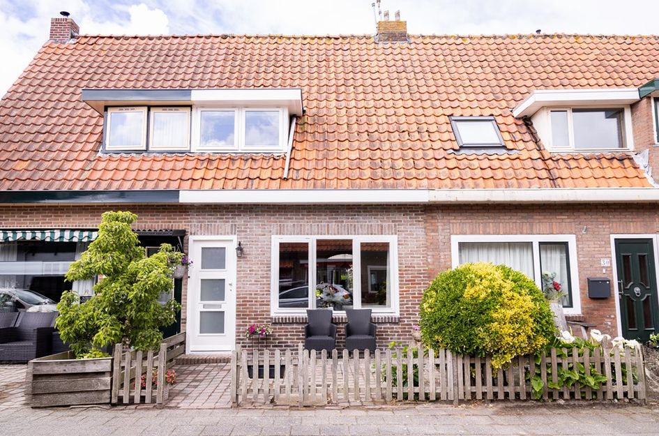 Dijkstraat 32