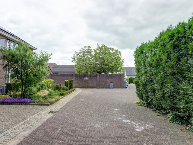 Zandsevoetpad 14, Huissen