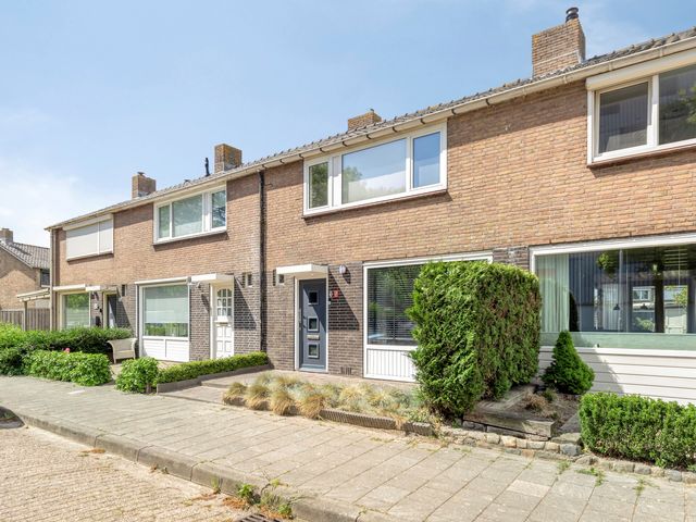 Van Hogendorpweg 6, Vlissingen