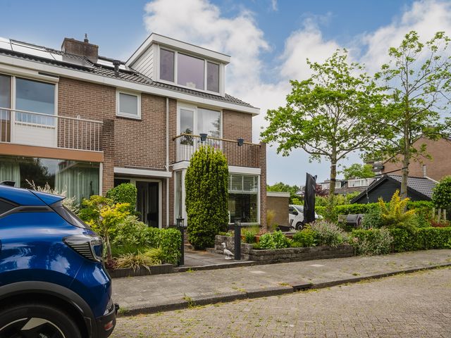 Elzenstraat 20, Spijkenisse