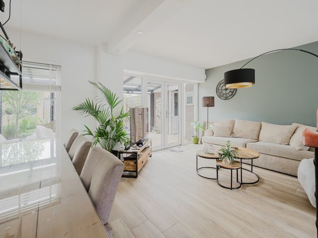 Elzenstraat 20, Spijkenisse