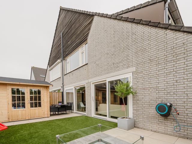 Jordaanstraat 17, Spijkenisse