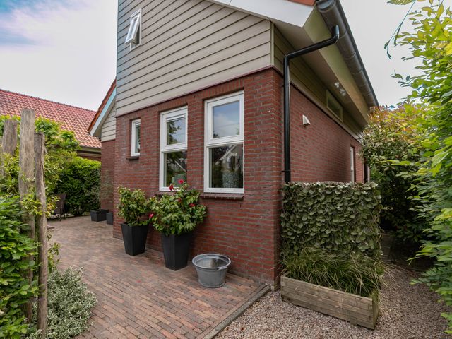 Aderweg 8R15, Roelofarendsveen