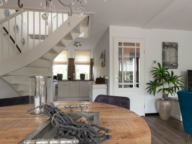 Aderweg 8R15, Roelofarendsveen