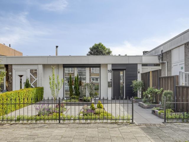 Rembrandtlaan 16, Enschede
