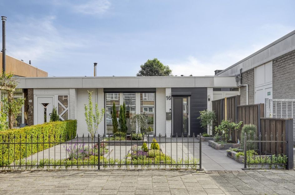 Rembrandtlaan 16
