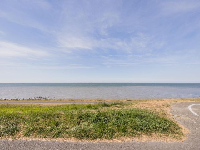 Fahrenheitlaan 524, Terneuzen
