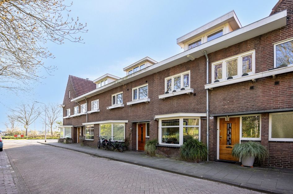Spoordijk 38
