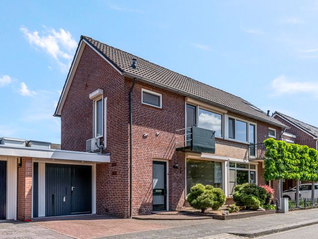 Johan van Kleefstraat 9, Molenhoek