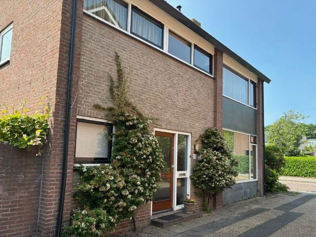 Prinses Margrietlaan 8, Oegstgeest