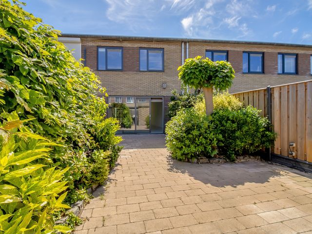 Ina Boudier-Bakkerhof 10, Spijkenisse