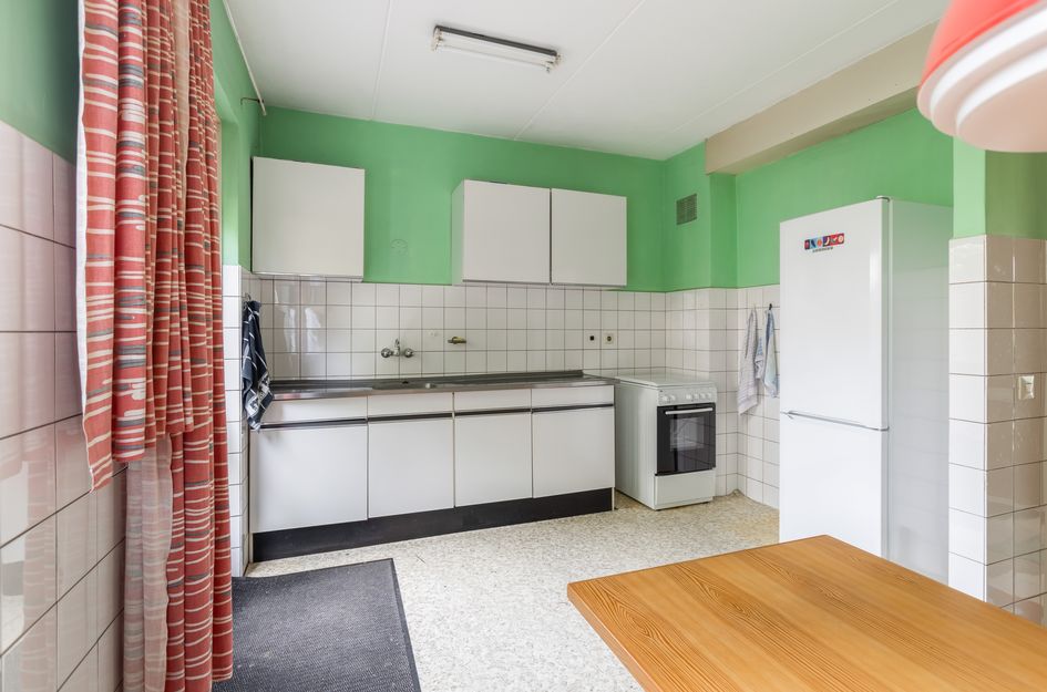 Domela Nieuwenhuisstraat 14