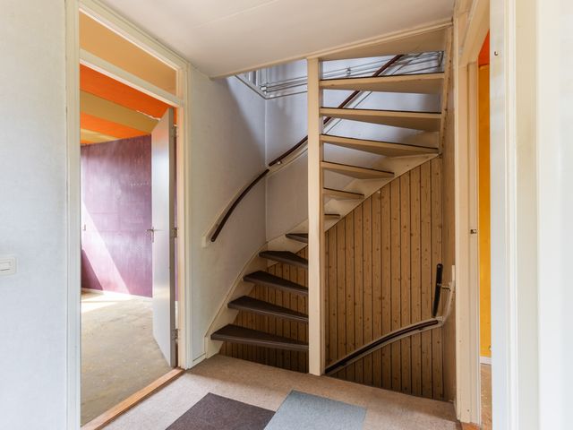 Domela Nieuwenhuisstraat 14, Papendrecht