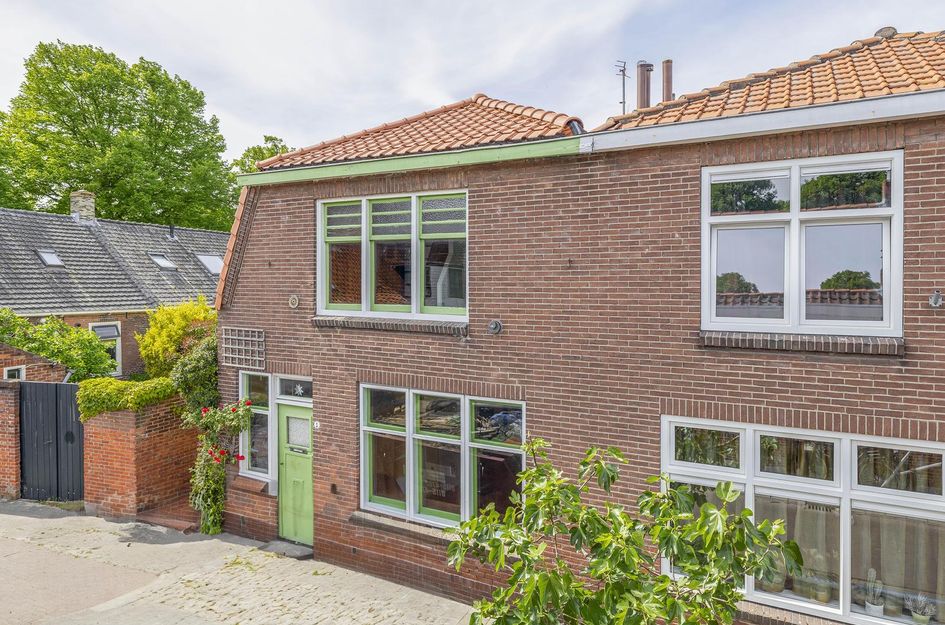 Leliestraat 1